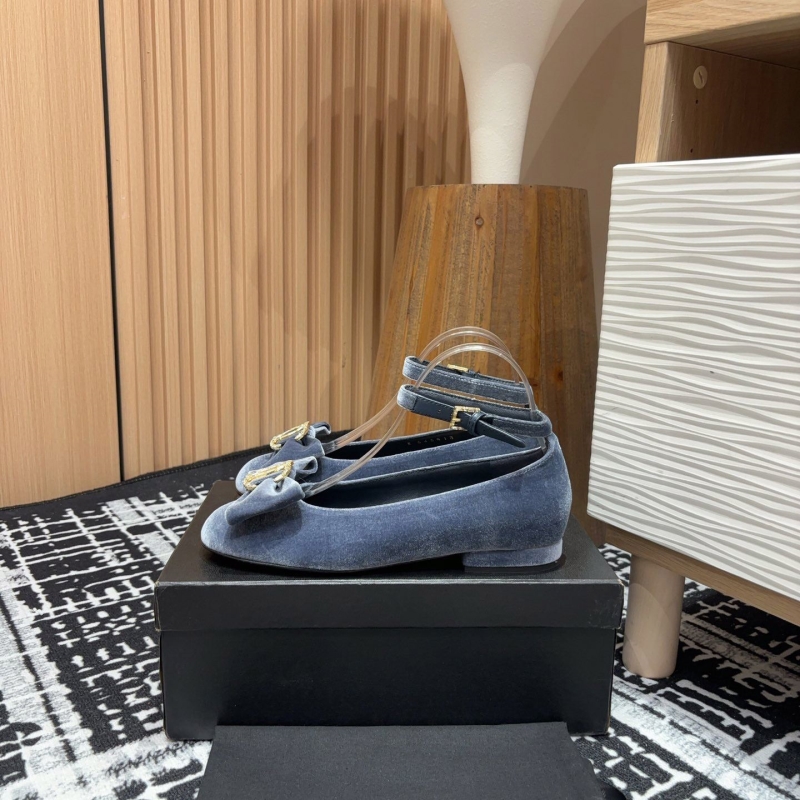 Ch*el flat shoes